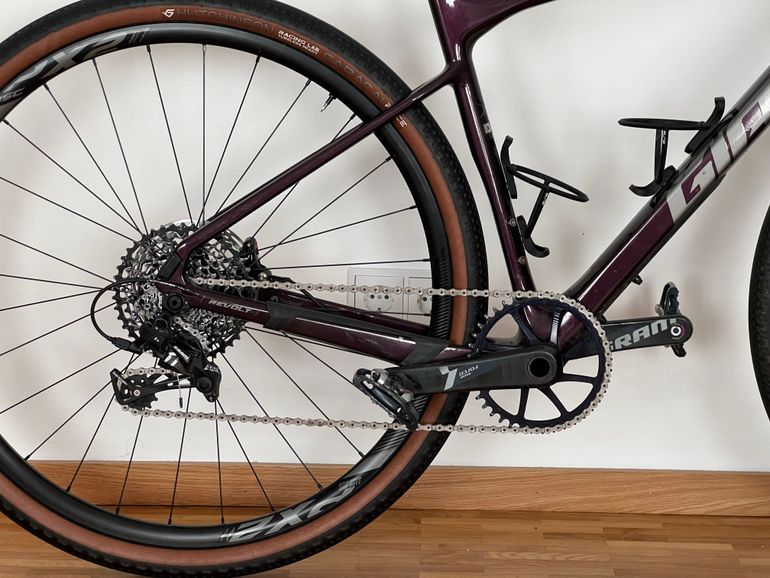 Używany Giant Revolt Advanced 1 2019 2019 Road & Gravel — zdjęcie 5 z 8