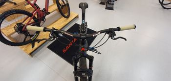 Vitus Escarpe 29 VR 2019 2019 Mountainbike usato, Grigio chiaro — immagine 4 di 4