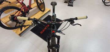 Tweedehands Vitus Escarpe 29 VR 2019 2019 Mountainbike — afbeelding 4 van 4