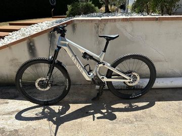 Used Canyon Spectral:ON CF 9 2025 2024 MTB