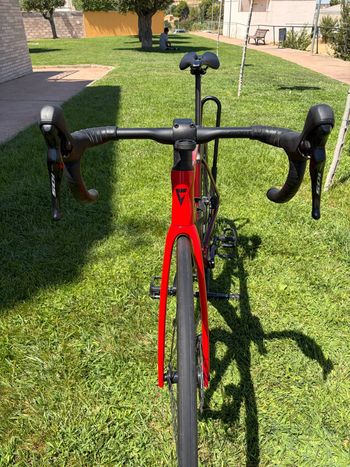 Giant Propel Advanced 2 2024 2024 Road & Gravel usato, Rosso — immagine 5 di 7