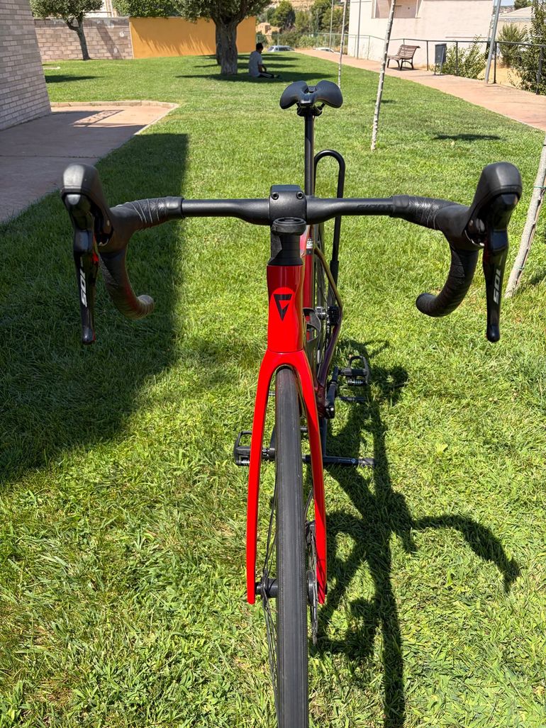 Giant Propel Advanced 2 2024 2024 Road & Gravel usato, Rosso — immagine 5 di 7