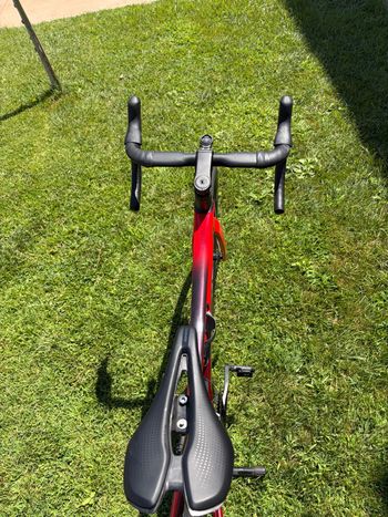 Giant Propel Advanced 2 2024 2024 Road & Gravel usato, Rosso — immagine 6 di 7