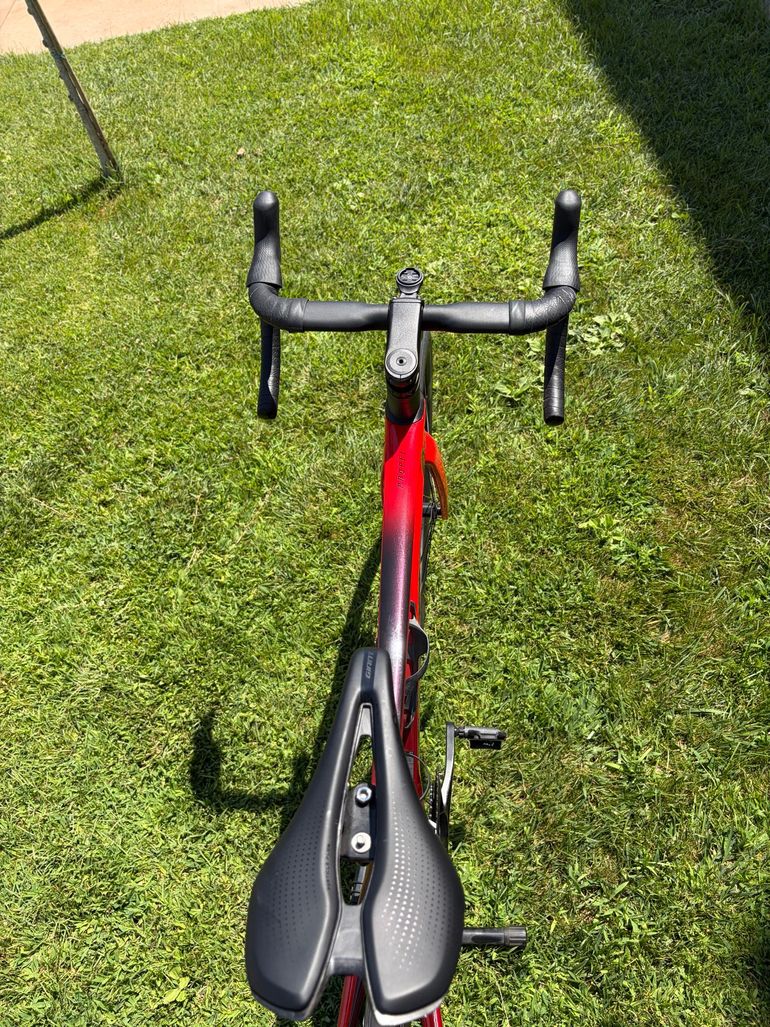 Giant Propel Advanced 2 2024 2024 Road & Gravel usato, Rosso — immagine 6 di 7