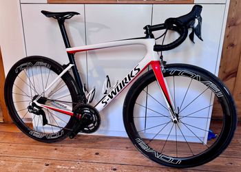 Specialized Men's S-Works Tarmac 2018 2018 Road & Gravel d'occasion