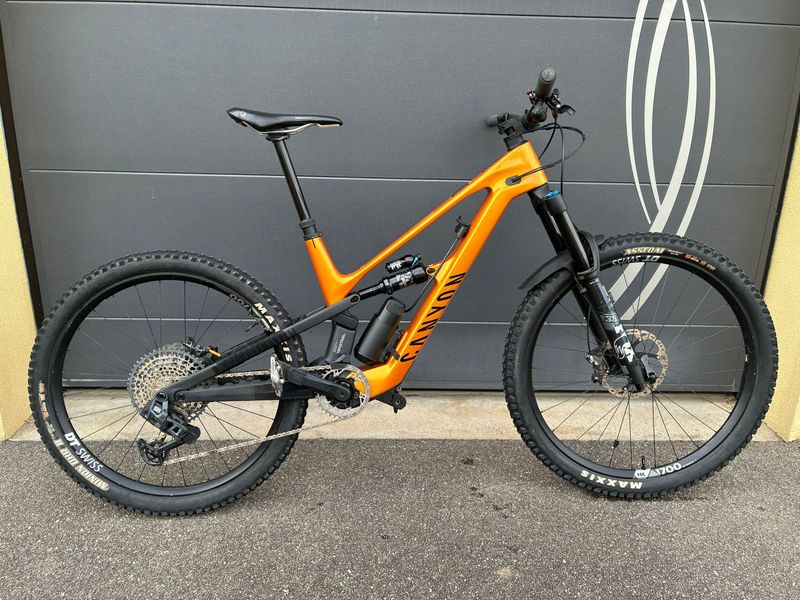 Canyon Spectral ONfly CF CLLCTV 2024 MTB d'occasion