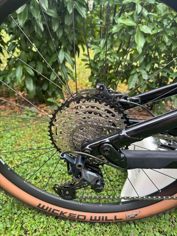Used Canyon Neuron 6 2022 2022 Mountainbike, White, 27.5, 29 — image 4 of 5