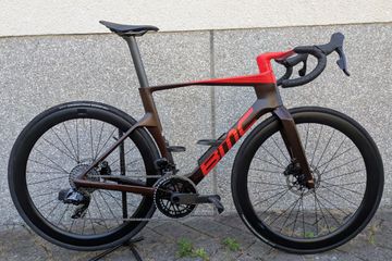 Gebrauchtes BMC R01 THREE 2025 2025 Road & Gravel