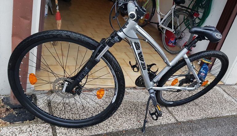 Używany 2WD Trekking Da Donna 2021 Urban — zdjęcie 3 z 3