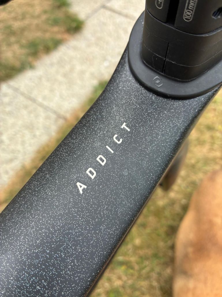 Used Scott Addict 20 2023 2023 Road & Gravel, Black — image 5 of 11