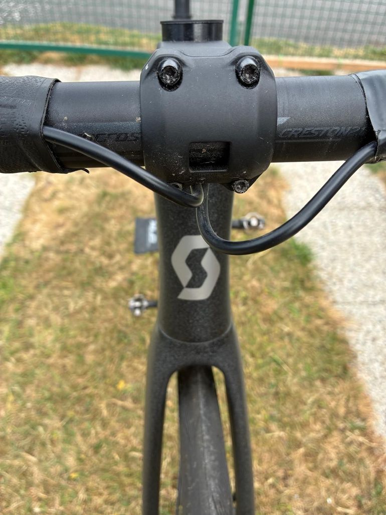 Used Scott Addict 20 2023 2023 Road & Gravel, Black — image 6 of 11