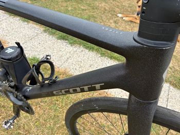 Used Scott Addict 20 2023 2023 Road & Gravel, Black — image 4 of 11
