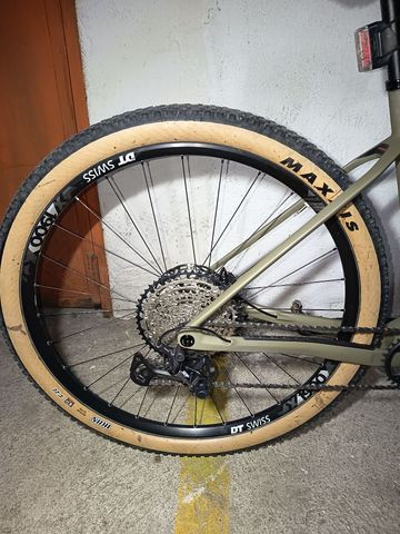 Orbea ALMA M30 2022 2022 Mountainbike usato, Verde — immagine 14 di 24