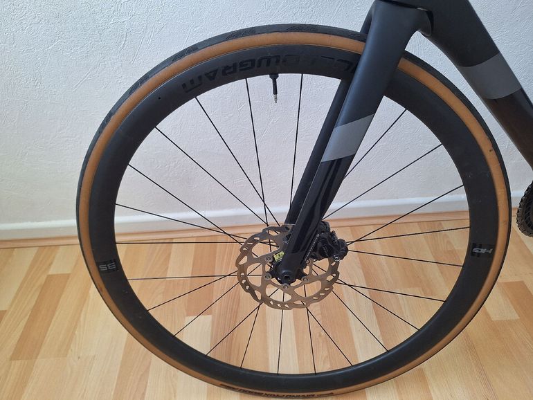 Použité Cannondale SuperSix EVO Shimano 105 2024 Road & Gravel — obrázek 12 z 13