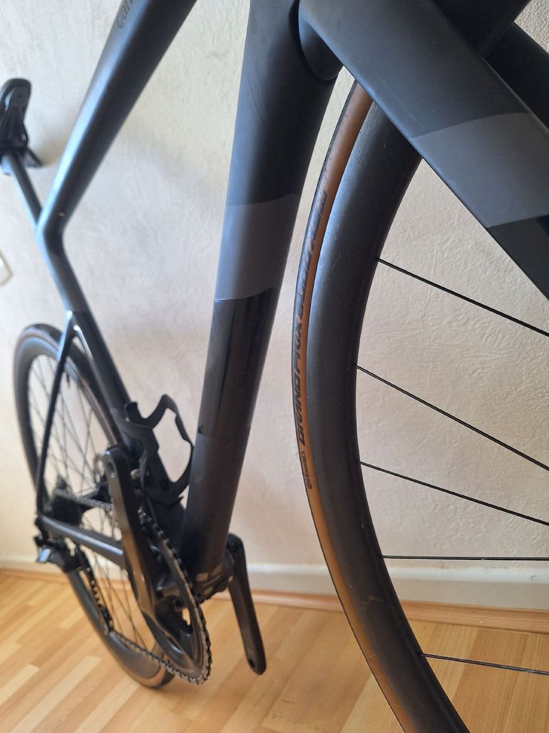 Použité Cannondale SuperSix EVO Shimano 105 2024 Road & Gravel — obrázek 4 z 13