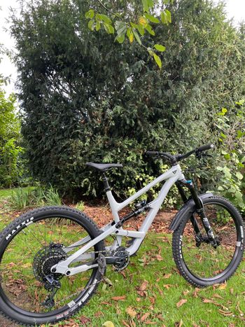 Tweedehands YT Industries Capra CORE 2 MX 2024 2024 MTB