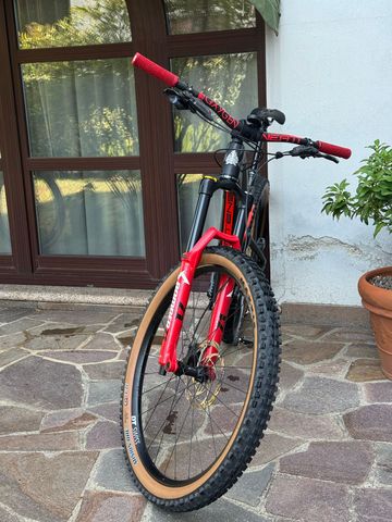 Brugt Intense CARBINE EXPERT 2019 2019 Mountainbike — billede 2 af 6