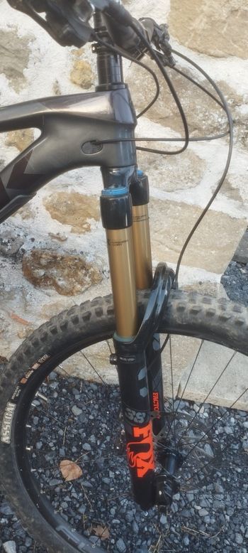 Brugt Trek Slash 9.8 GX 2022 2022 Mountainbike — billede 5 af 8