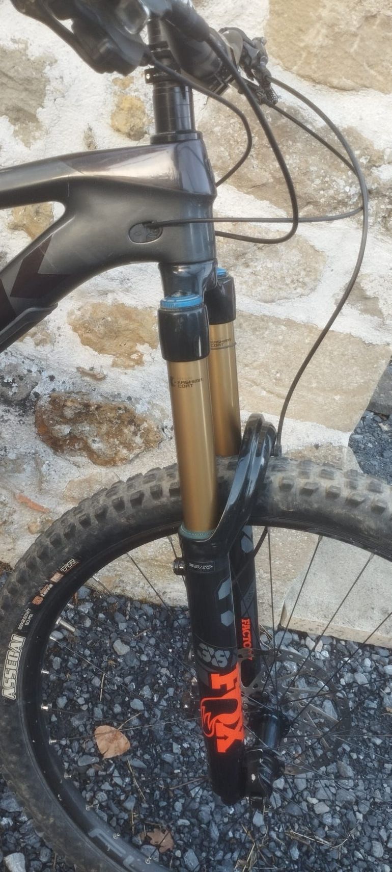 Brugt Trek Slash 9.8 GX 2022 2022 Mountainbike — billede 5 af 8