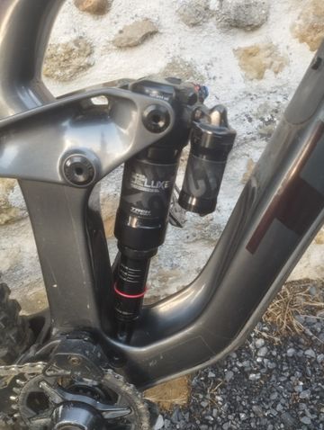 Gebrauchtes Trek Slash 9.8 GX 2022 2022 Mountainbike, Schwarz, 29 — Bild 7 von 8