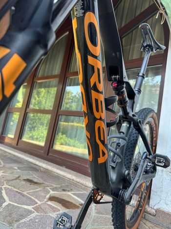 Brugt Orbea OIZ M20 2023 2023 Mountainbike — billede 2 af 7