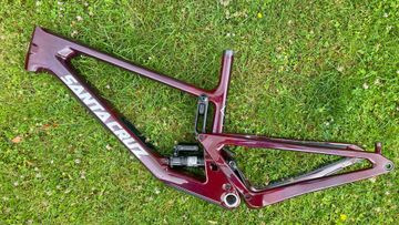 Tweedehands Santa Cruz HIGHTOWER S / Carbon C 2024 Frameset 2024 Mountainbike — afbeelding 2 van 9