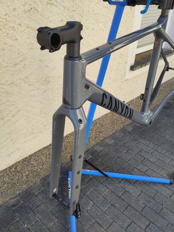 Brugt Canyon Grizl CF SL 7 2022 Frameset 2022 Road & Gravel — billede 3 af 6