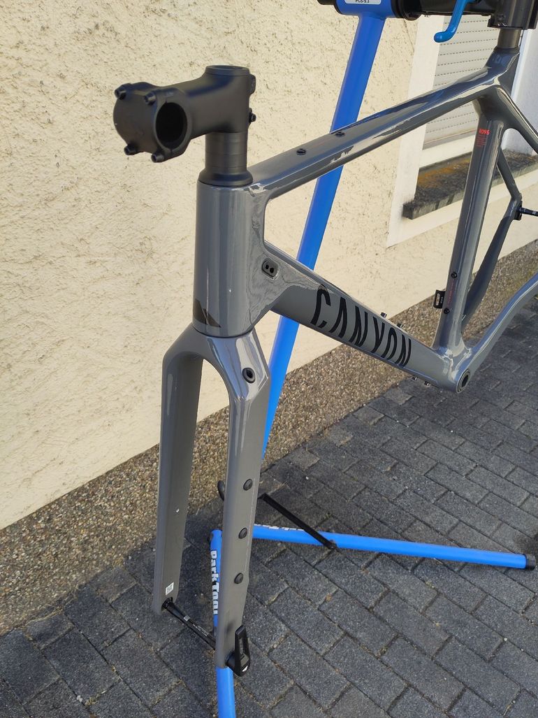 Brugt Canyon Grizl CF SL 7 2022 Frameset 2022 Road & Gravel — billede 3 af 6