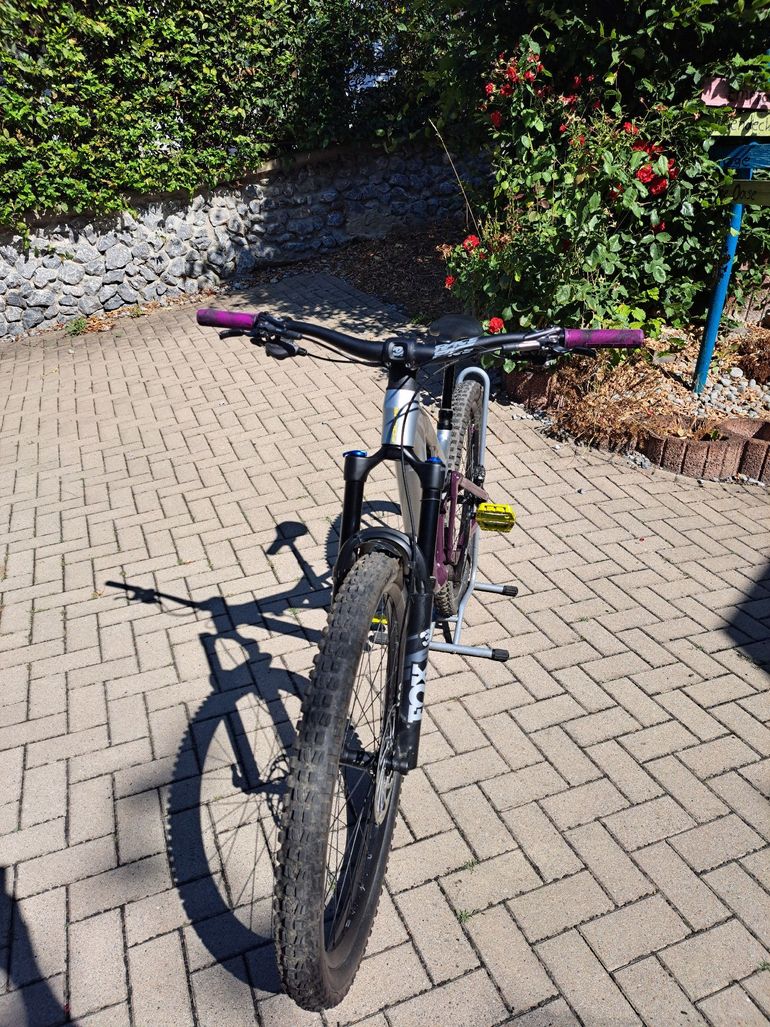Tweedehands Focus JAM 6.9 2024 2024 Mountainbike — afbeelding 2 van 9