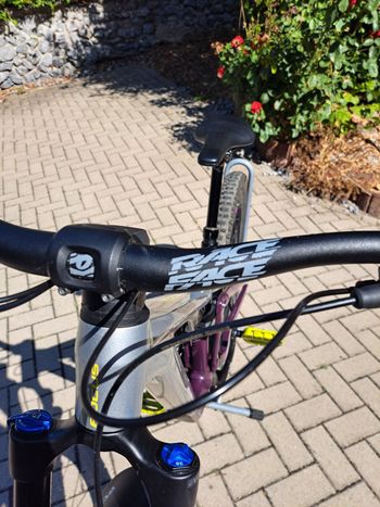 Tweedehands Focus JAM 6.9 2024 2024 Mountainbike — afbeelding 3 van 9