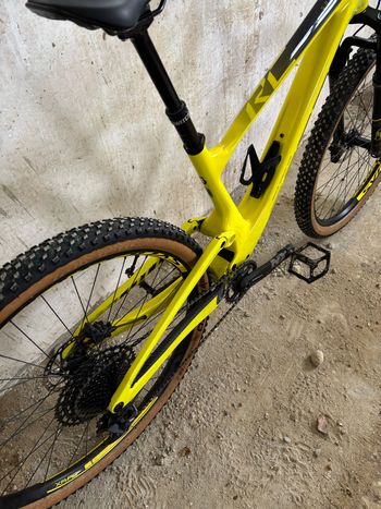 Gebrauchtes Scott Spark RC Comp 2022 2022 Mountainbike, Orange, 29 — Bild 4 von 7