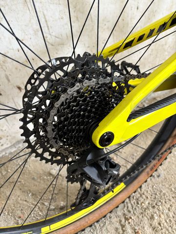 Used Scott Spark RC Comp 2022 2022 Mountainbike, Orange, 29 — image 5 of 7