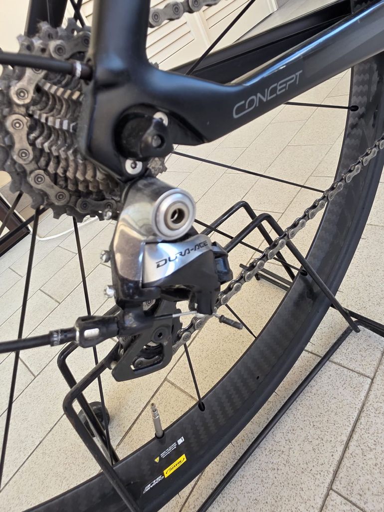 Colnago Concept Shimano Dura Ace 2017 Road & Gravel d'occasion — image 3 sur 7
