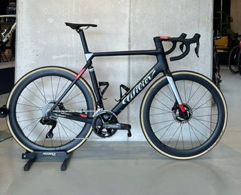 Tweedehands Wilier Filante Shimano Dura Ace Di2 2025 Road & Gravel