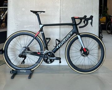 Używany Wilier Filante Shimano Dura Ace Di2 2025 Road & Gravel