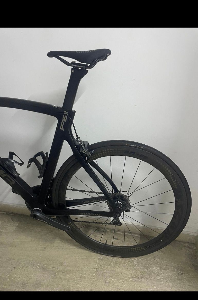 Used Pinarello Dogma Shimano 105 Di2 2017 Road & Gravel, Black — image 5 of 6