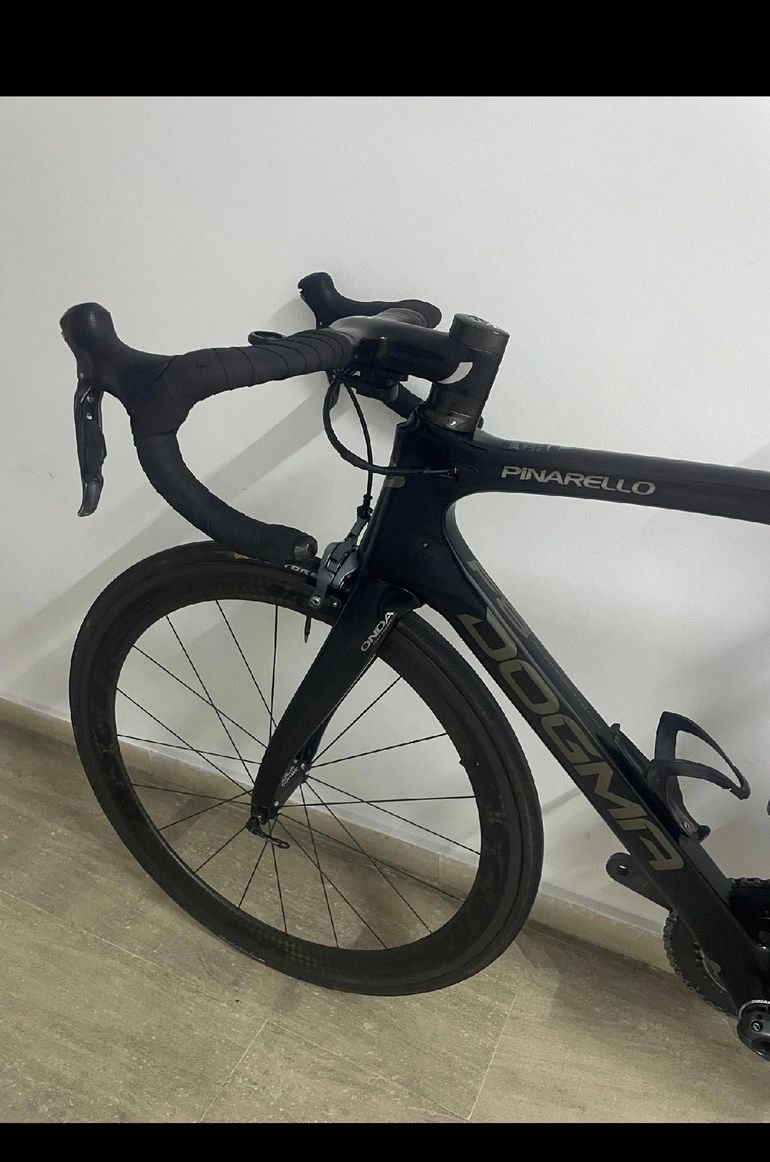 Used Pinarello Dogma Shimano 105 Di2 2017 Road & Gravel, Black — image 4 of 6