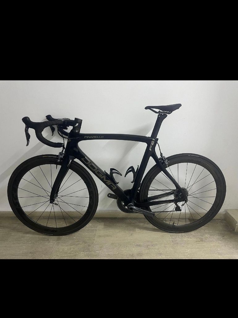 Used Pinarello Dogma Shimano 105 Di2 2017 Road & Gravel, Black — image 2 of 6