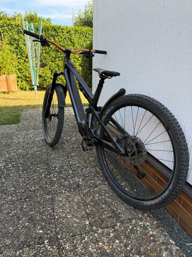 Canyon Neuron:ON CF 7 2024 2024 Mountainbike usato, Grigio chiaro — immagine 19 di 33