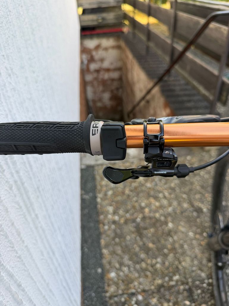 Canyon Neuron:ON CF 7 2024 2024 Mountainbike usato, Grigio chiaro — immagine 26 di 33