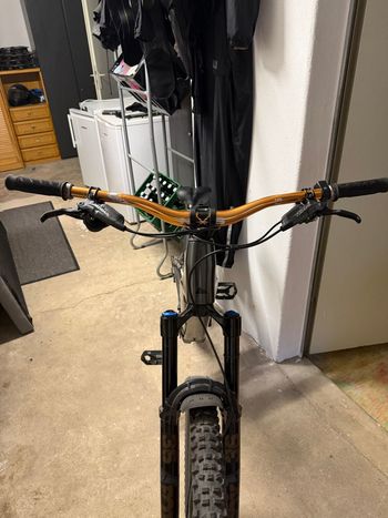 Canyon Neuron:ON CF 7 2024 2024 Mountainbike usato, Grigio chiaro — immagine 16 di 33