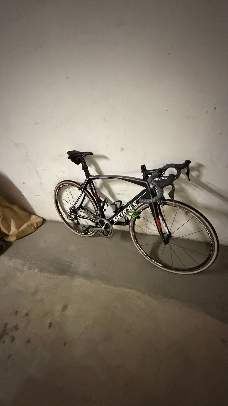 Eddy Merckx EMX-525 2017 Road & Gravel usato, Nero — immagine 2 di 10