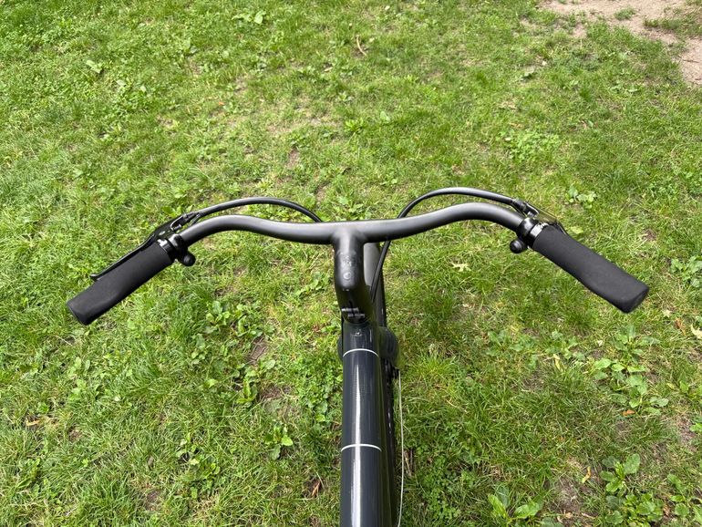 Used Vanmoof Custom Shimano Nexus Hub Gear 2018 Urban, Black — image 3 of 4