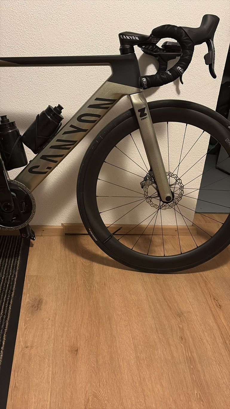 Canyon Aeroad Frameset 2025 Road & Gravel de segunda mano, Negro — imagen 3 de 4