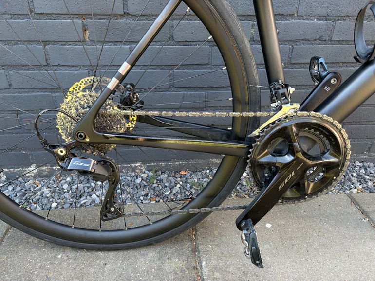 Brugt CUBE ATTAIN C:62, RACE 2025 2025 Road & Gravel — billede 2 af 5