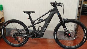 Brugt Canyon Strive:ON CFR Underdog 2024 2024 Mountainbike — billede 2 af 7