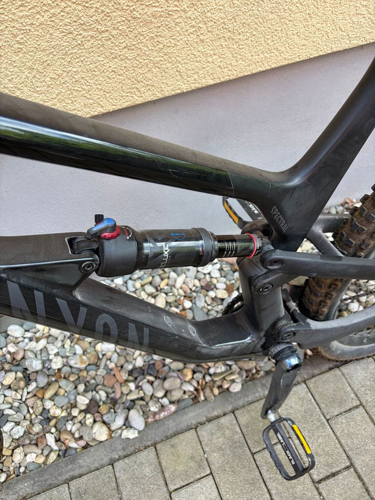 Brugt Canyon Spectral 29 CF 7 2021 2021 Mountainbike — billede 3 af 6
