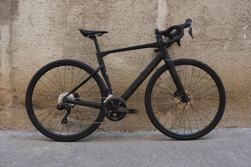 BMC Roadmachine TWO 2026 2026 Road & Gravel usato