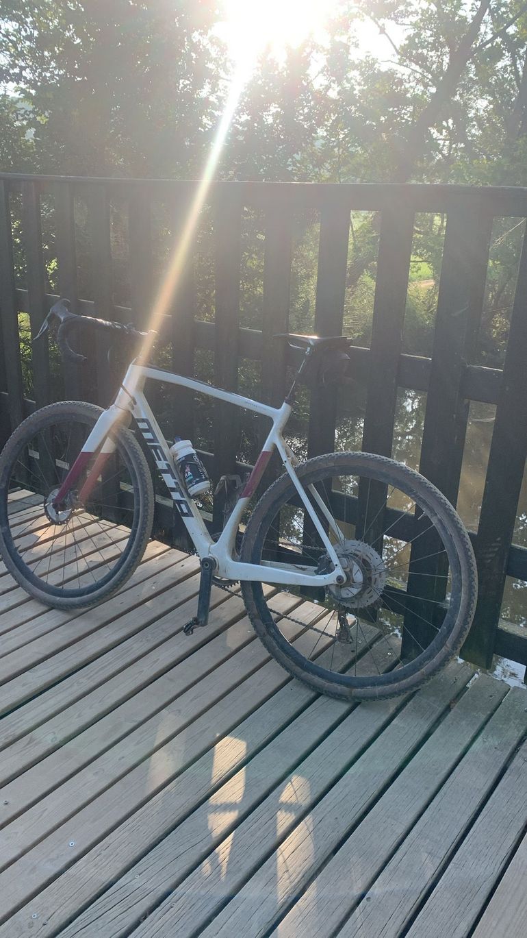 Used Metta Custom Shimano GRX 2022 Road & Gravel, White — image 2 of 3