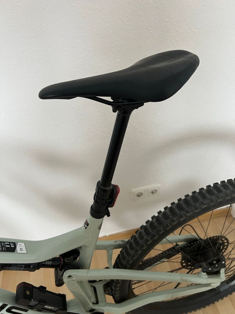 Focus JAM 6.8 2024 2024 Mountainbike d'occasion — image 3 sur 5